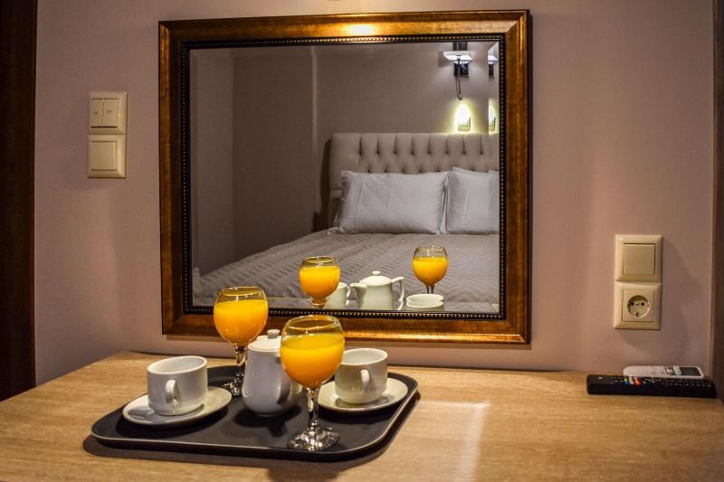 Elia Deluxe Accomondation image