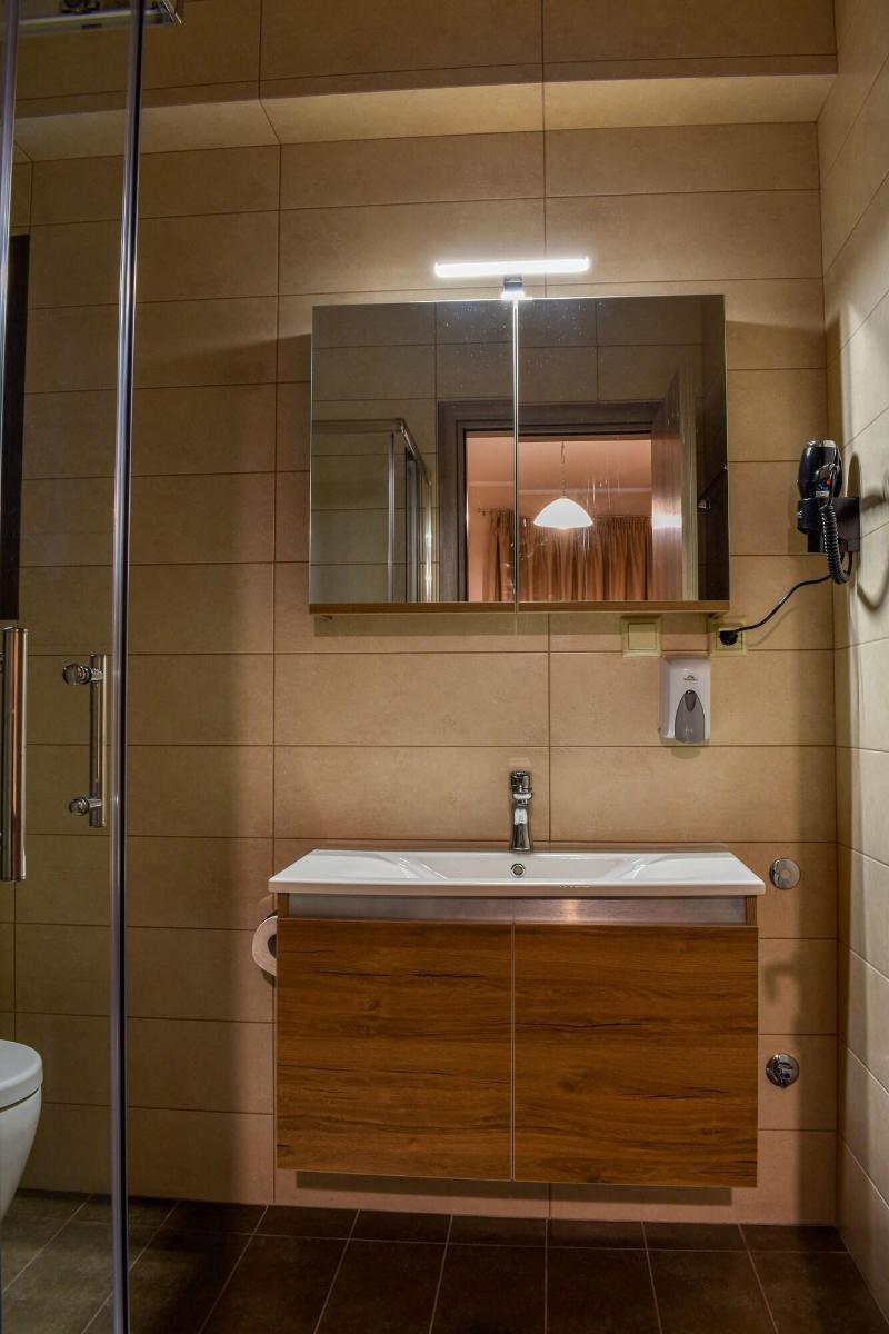 Elia Deluxe Accomondation image