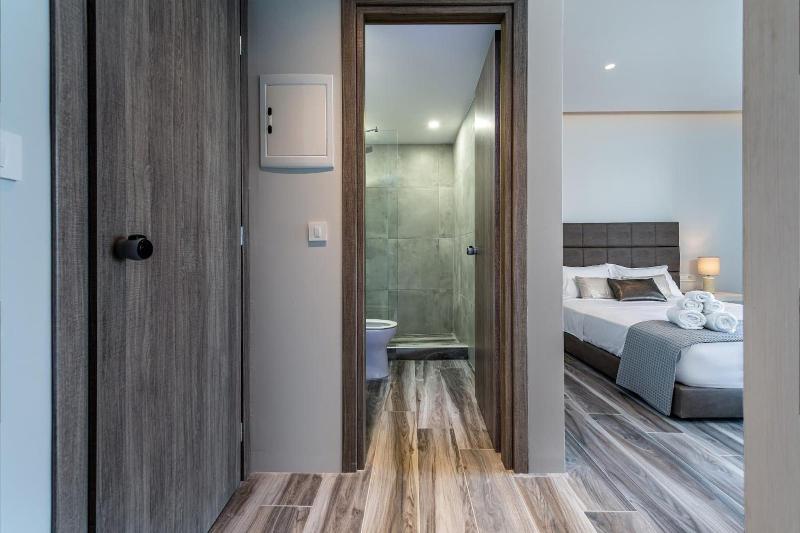 Kyma Rooms & Suites image