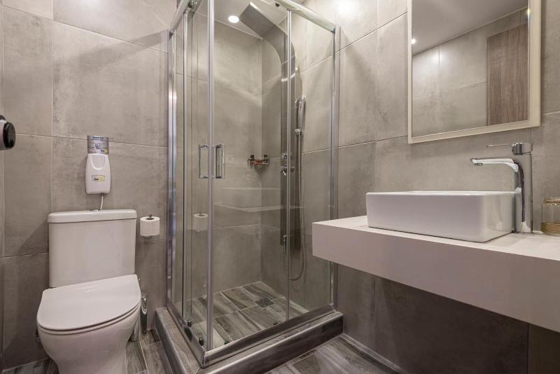 Kyma Rooms & Suites image