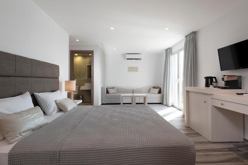 Kyma Rooms & Suites image
