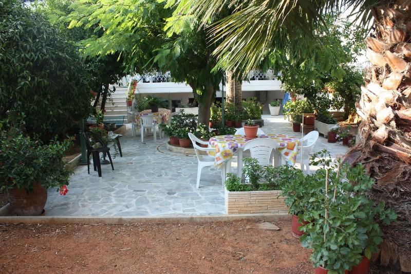 Veggie Garden Athens B&B image