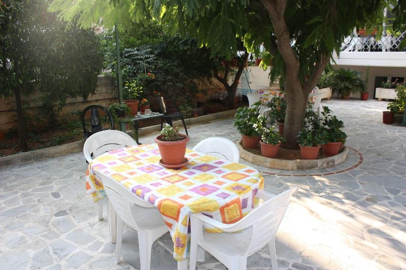 Veggie Garden Athens B&B image