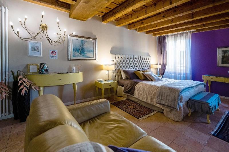 Mazzini Suite image