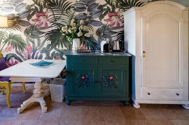 Mazzini Suite image