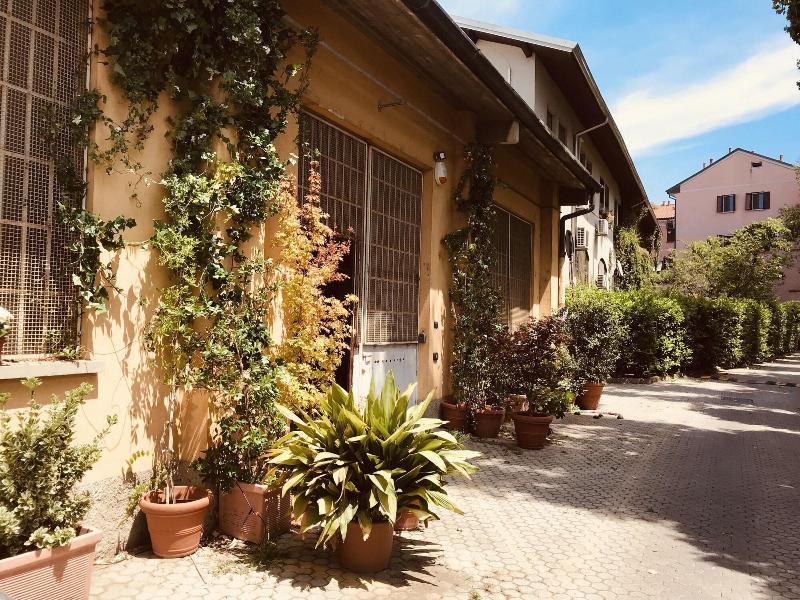 Loft Navigli With Private Garden image