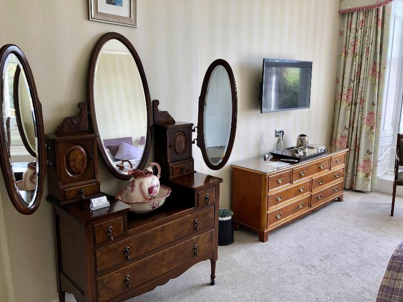 Netherdale House image