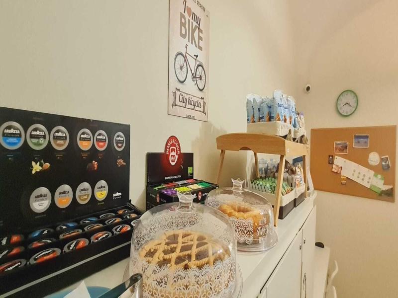 Bed&BikeRome Rooms image