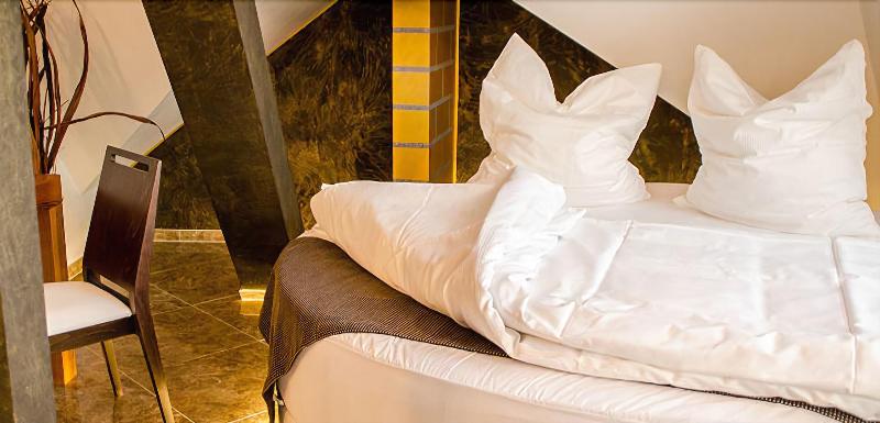 Alpha & Omega Hotel (air-conditioned) image