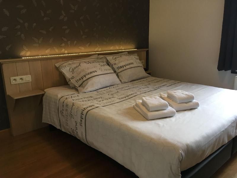 Auberge Saint Martin image