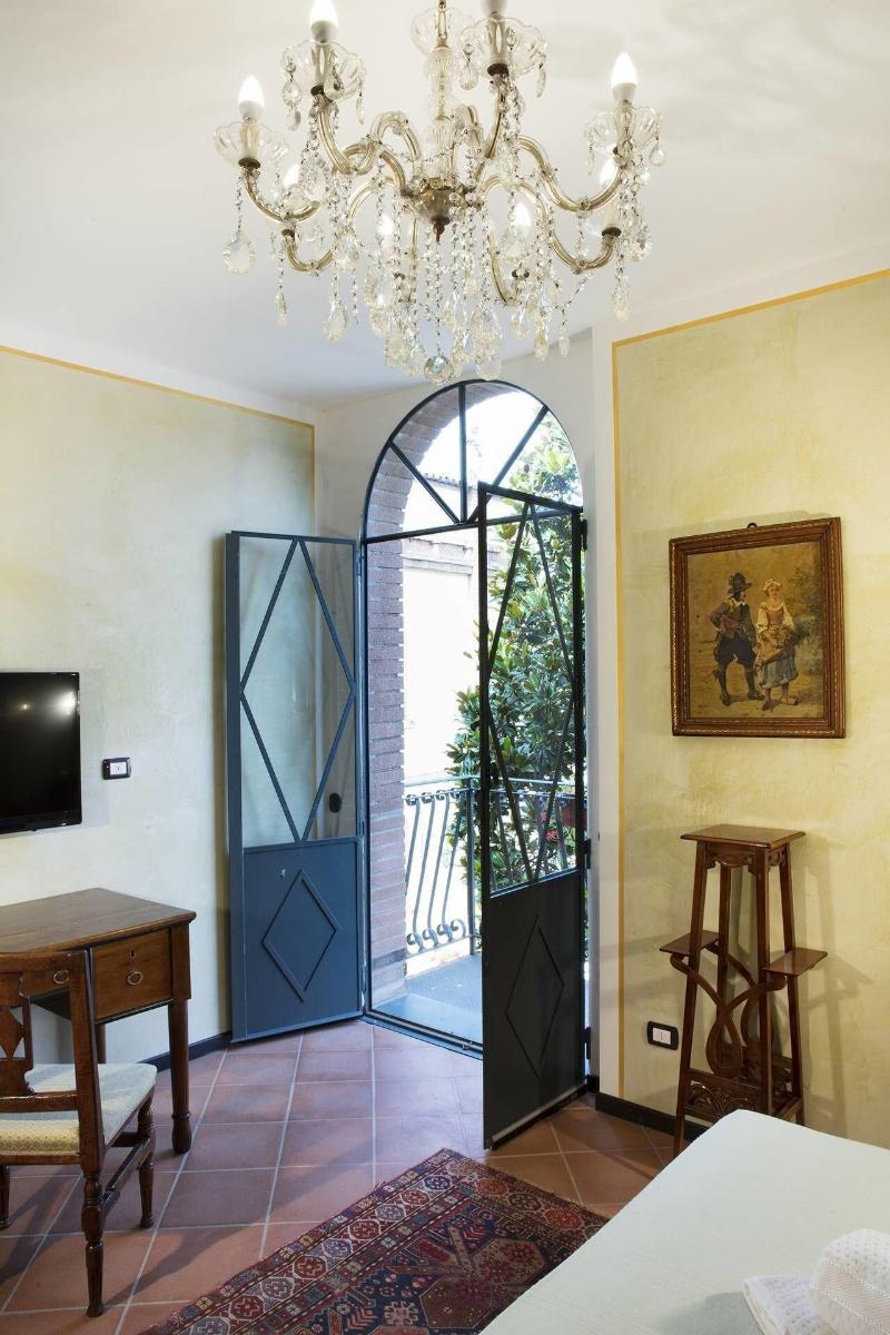 Corte Rosantico image
