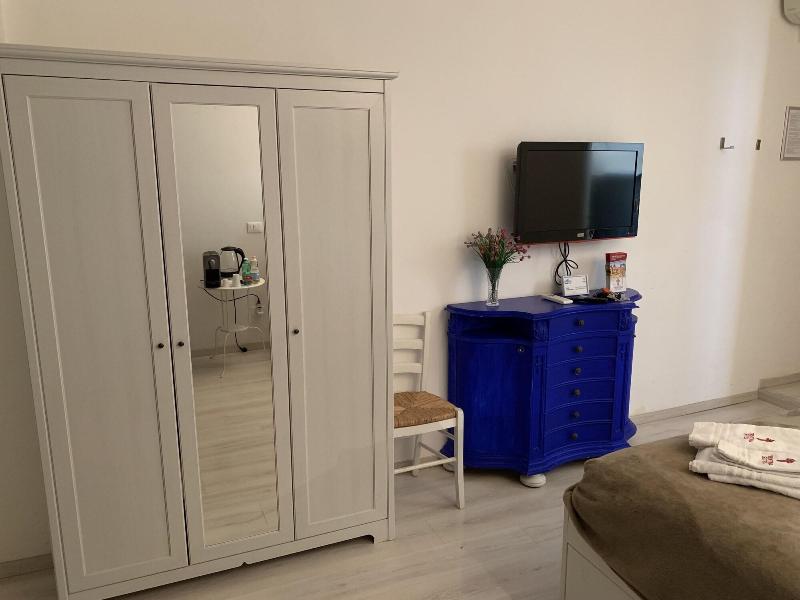 Tiburtina Suites image