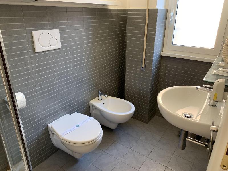 Tiburtina Suites image