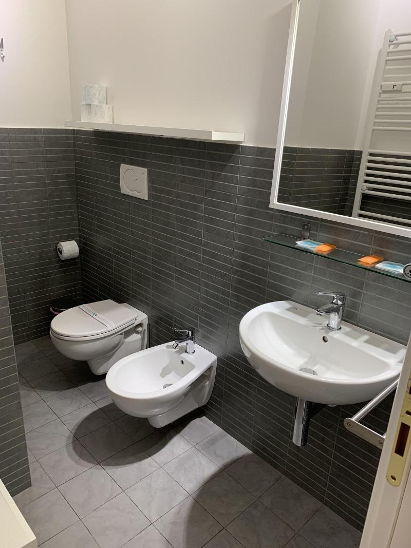 Tiburtina Suites image