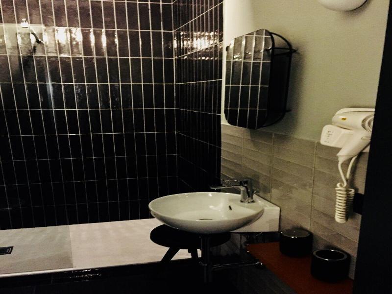 Tiburtina Suites image