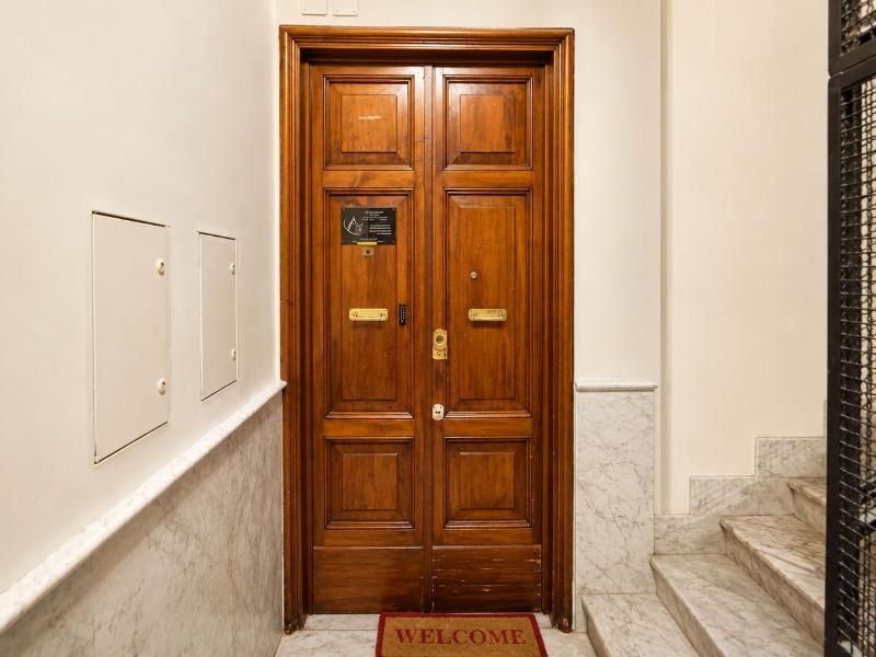 Inside Roma Rooms by DOT Suites image