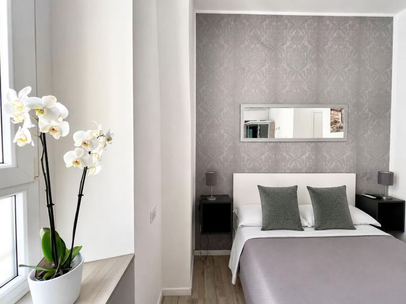 Inside Roma Rooms by DOT Suites image