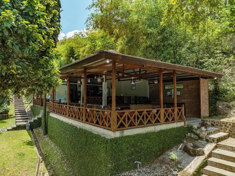 The Hawk's Nest Resort image