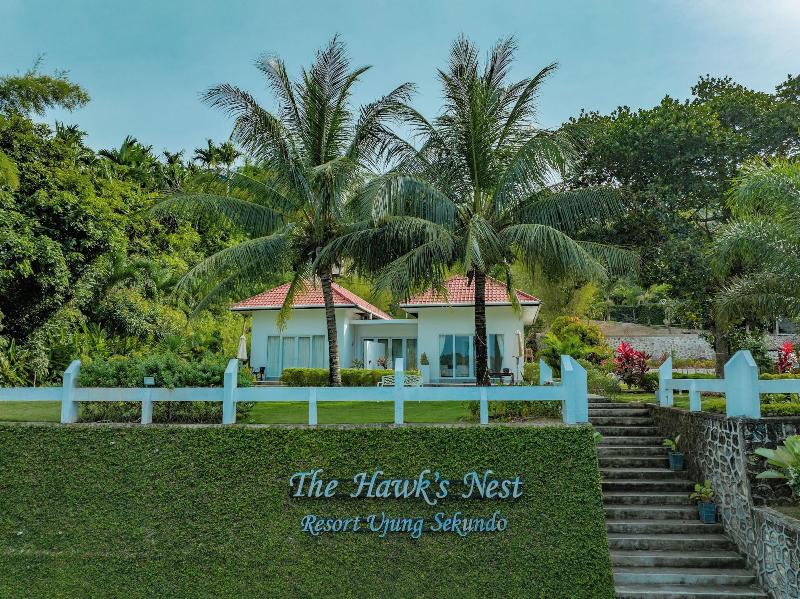 The Hawk's Nest Resort image