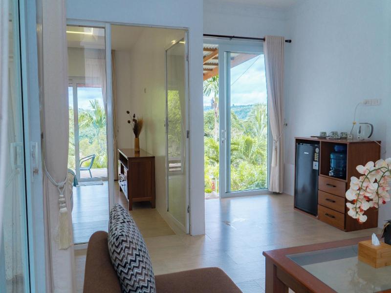 The Hawk's Nest Resort image
