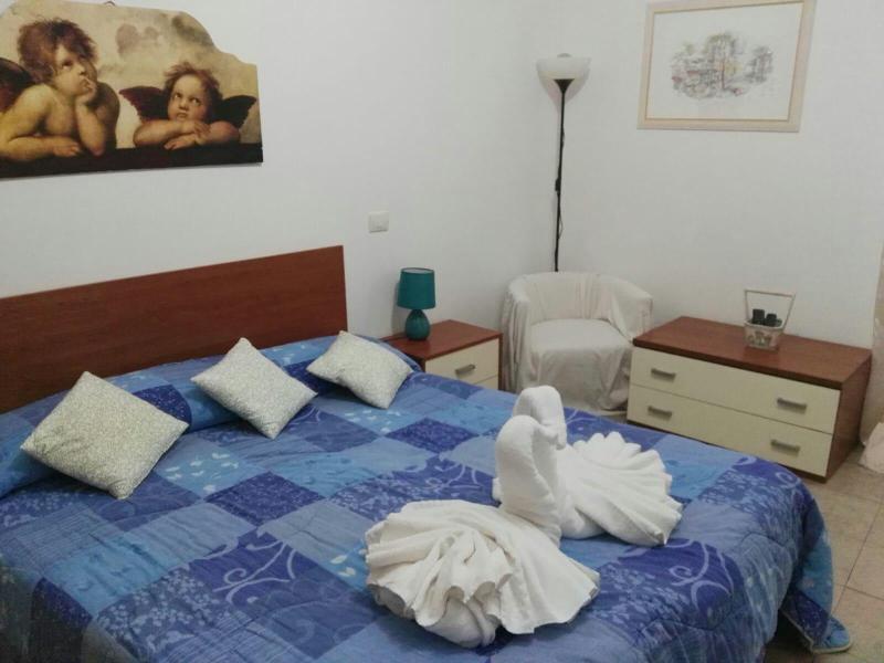 La Rosa Antica image