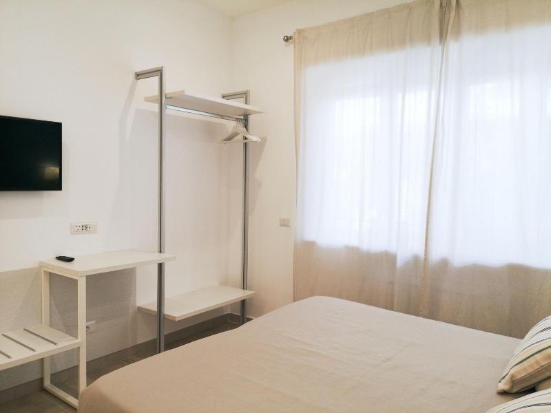 La Piccola Perla Rooms image