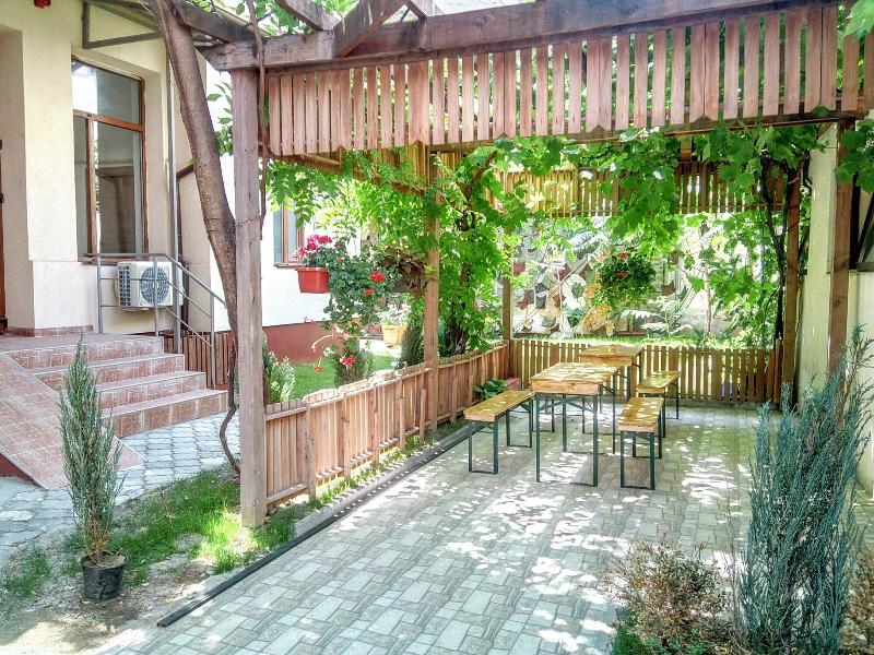 Central Guesthouse Bucharest - Adults Only image