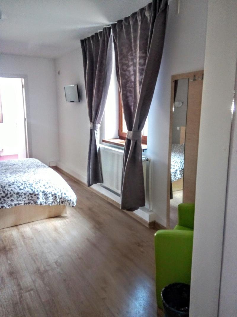 Central Guesthouse Bucharest - Adults Only image
