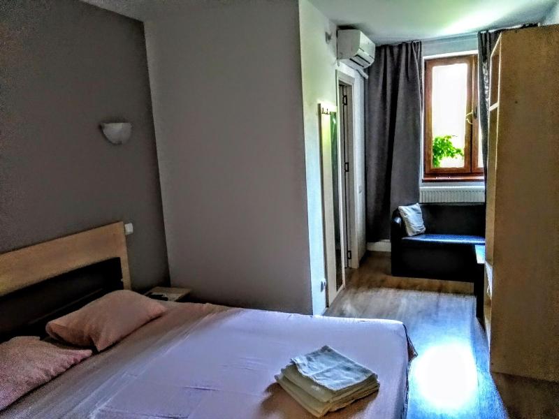Central Guesthouse Bucharest - Adults Only image