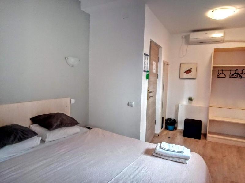 Central Guesthouse Bucharest - Adults Only image