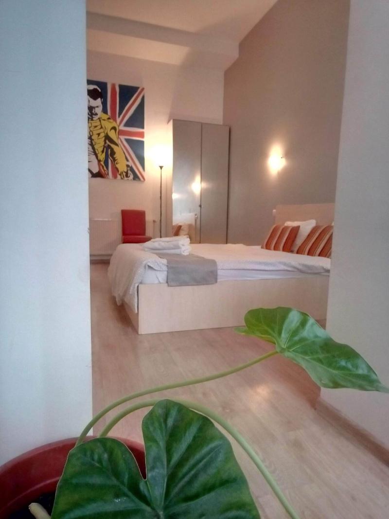 Central Guesthouse Bucharest - Adults Only image