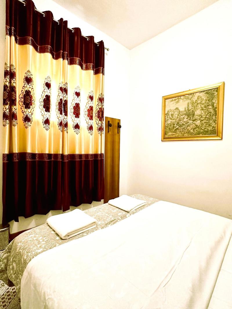 Colosseum Luxury Room image