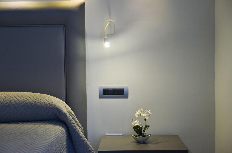 Pompei Inn Ruins Luxury Suites image