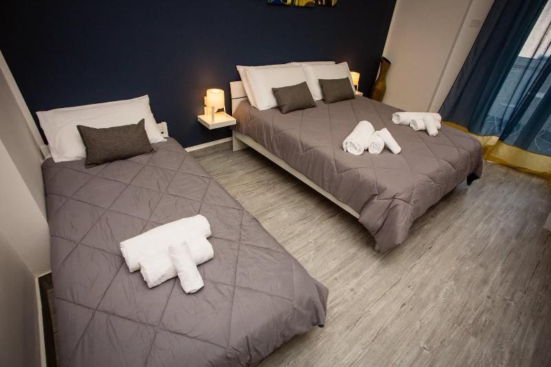 Palermo Suites & Rooms image