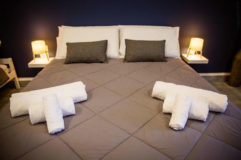 Palermo Suites & Rooms image