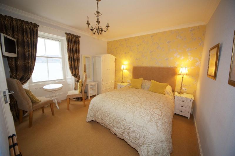 Thistle House Guest House image