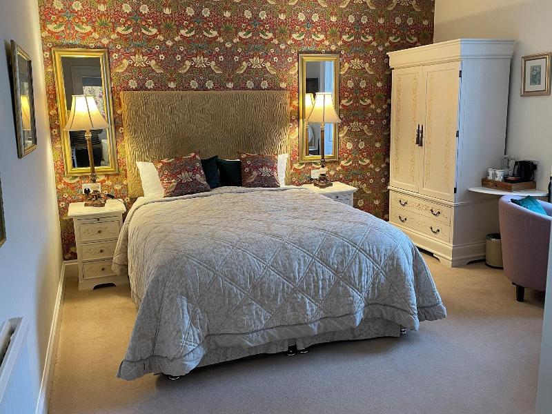 Thistle House Guest House image