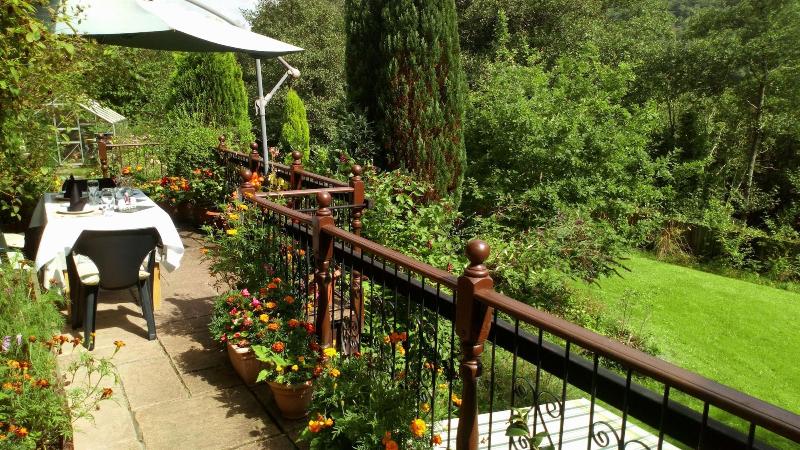 Cilbrwyn Countryside Retreat image