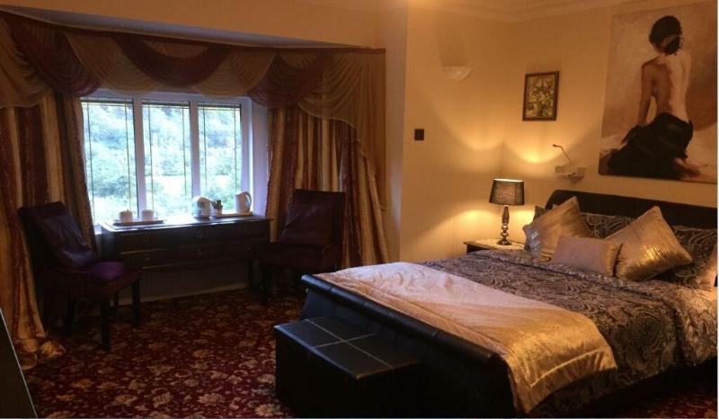 Cilbrwyn Countryside Retreat image