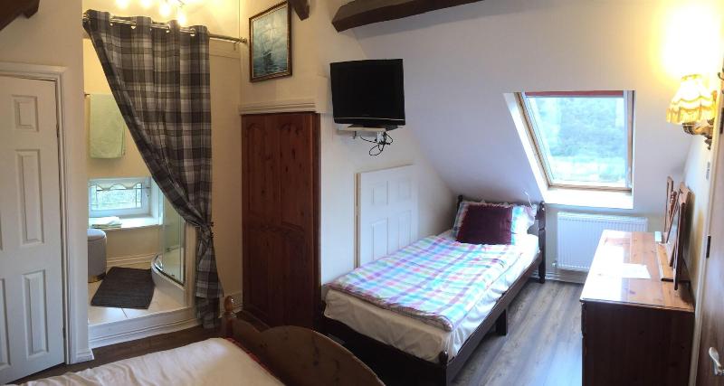 Cilbrwyn Countryside Retreat image