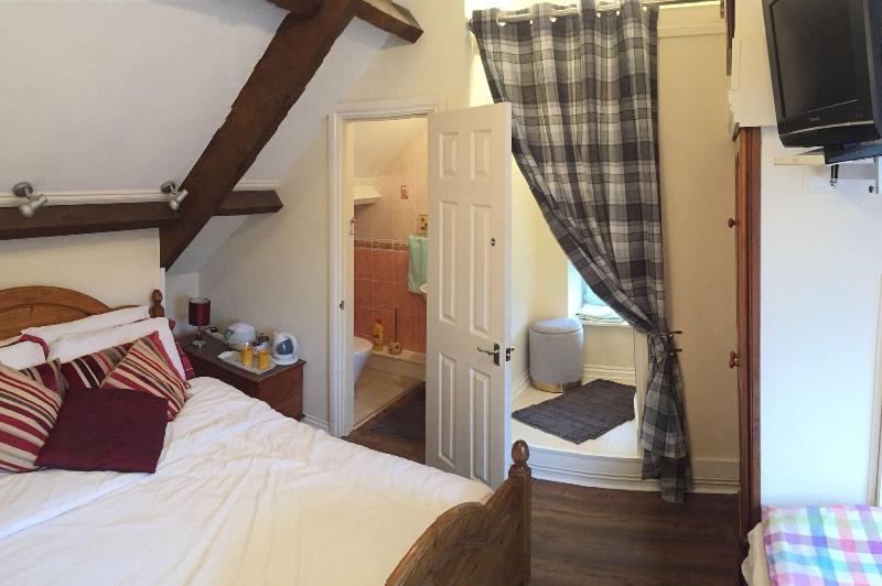 Cilbrwyn Countryside Retreat image