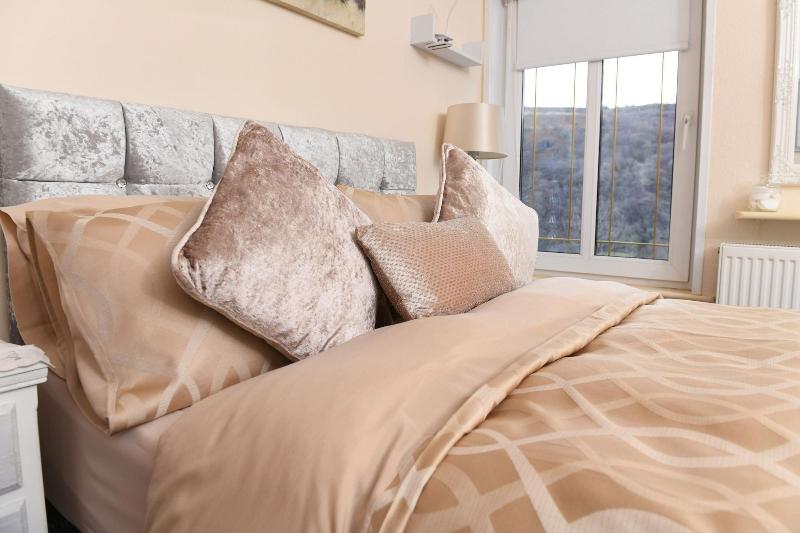 Cilbrwyn Countryside Retreat image