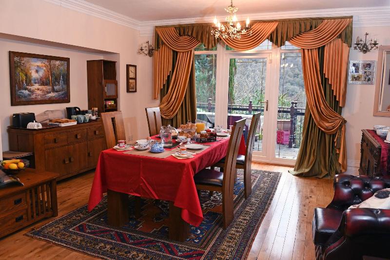 Cilbrwyn Countryside Retreat image