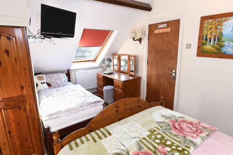 Cilbrwyn Countryside Retreat image