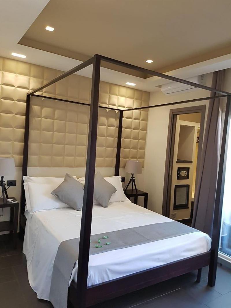 Mina Accomodation image