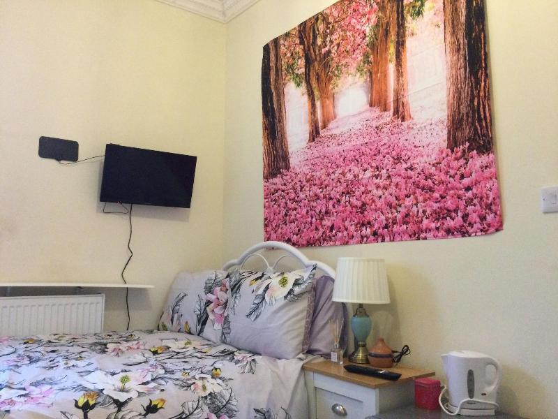 Tdm Bachelot Lettings Ltd image
