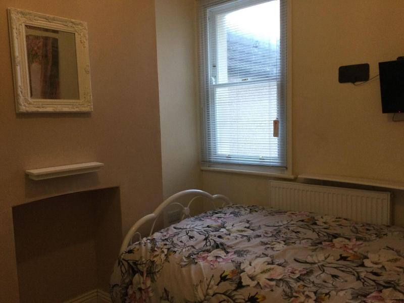 Tdm Bachelot Lettings Ltd image