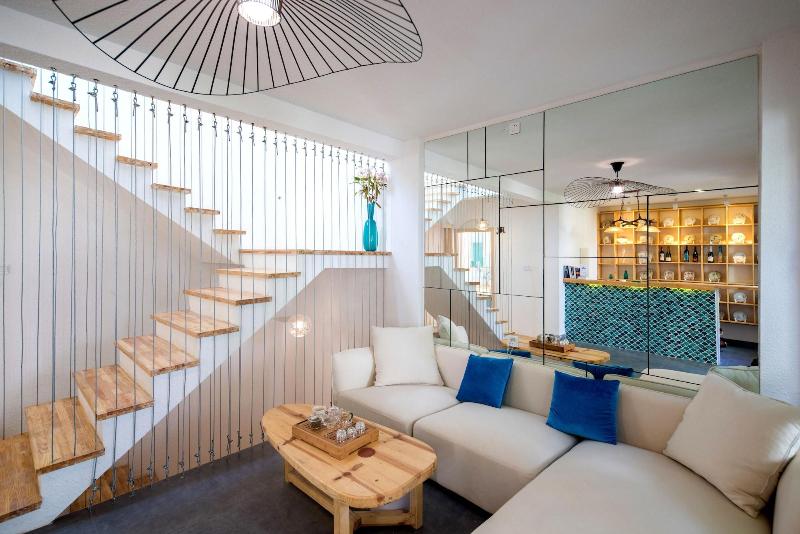 Butterfy Seaview Resort Villa, Dali