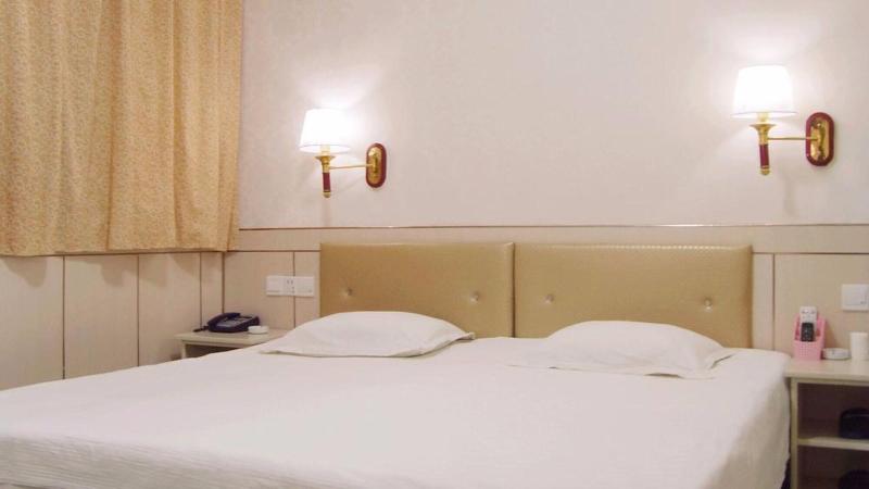 Qufu Garden Hotel image