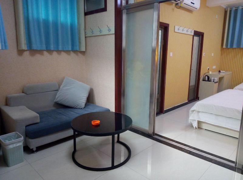 Qufu Garden Hotel image